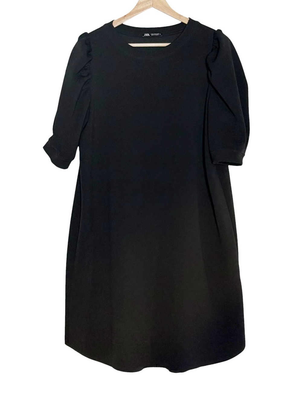 Zara Puff Sleeve Stretchy Knit Pullover Black Dress Size M Raw Hem Minimalist